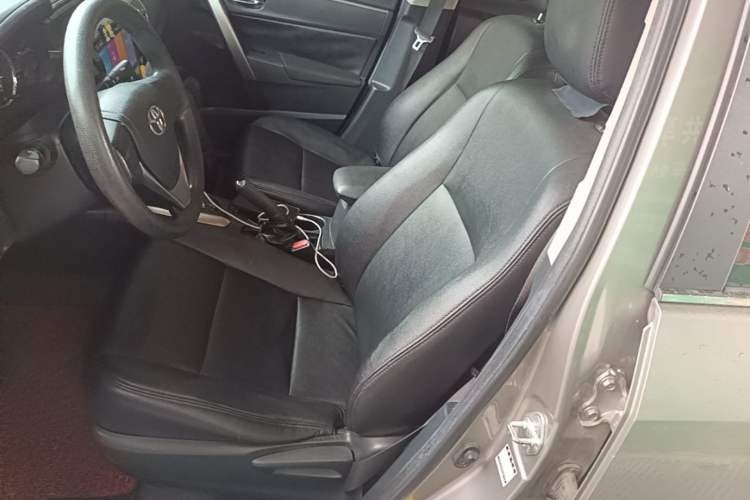 Used Toyota Corolla 2014 1.6L CVT GL Left Front Seat