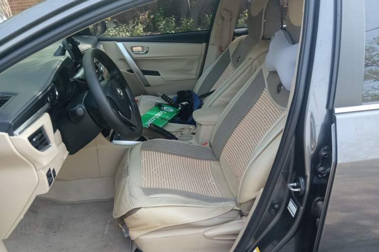 Used Toyota Corolla 2014 1.6L CVT GL Left Front Seat