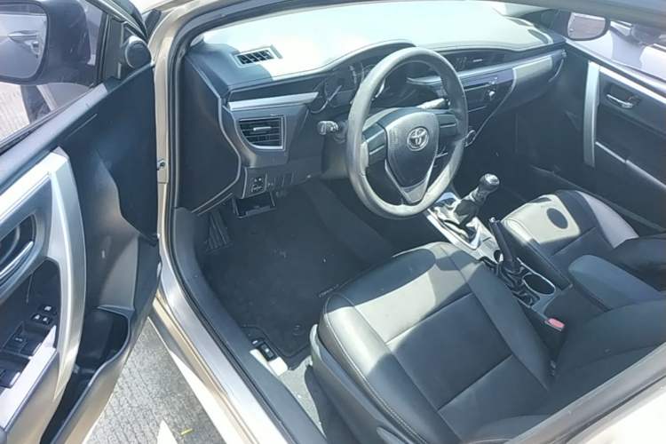 Used Toyota Corolla 2014 1.6L Manual GL Left Front Seat