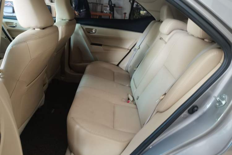 Used Toyota Corolla 2014 1.6L CVT GL-i Leather Edition Left Rear Seat