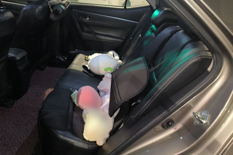 Used Toyota Corolla 2014 1.6L CVT GL-i Leather Edition Left Rear Seat