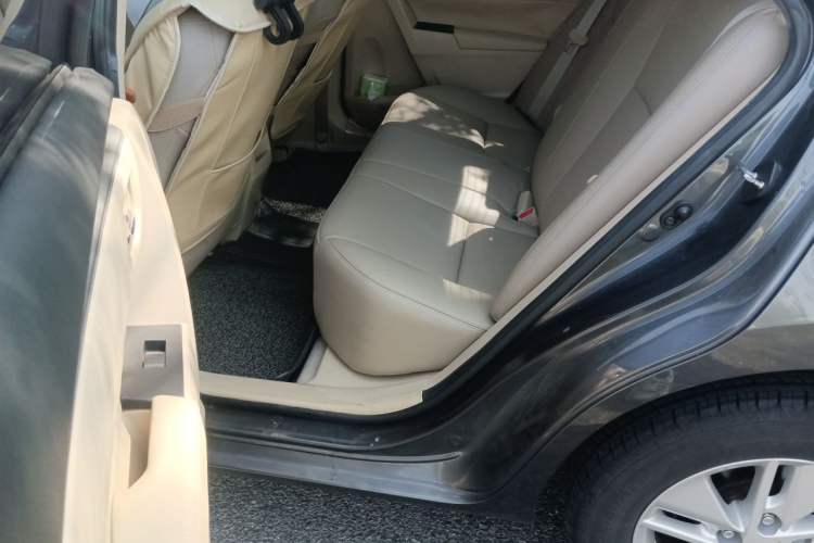 Used Toyota Corolla 2014 1.6L CVT GL Left Rear Seat