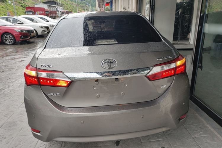 Used Toyota Corolla 2014 1.6L CVT GL-i Leather Edition Rear