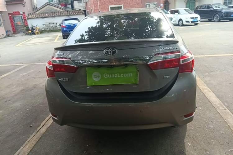 Used Toyota Corolla 2014 1.6L CVT GL-i Rear