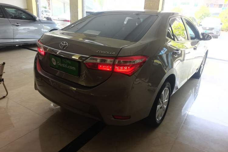 Used Toyota Corolla 2014 1.6L CVT GL-i Leather Edition Rear Right 45 Deg