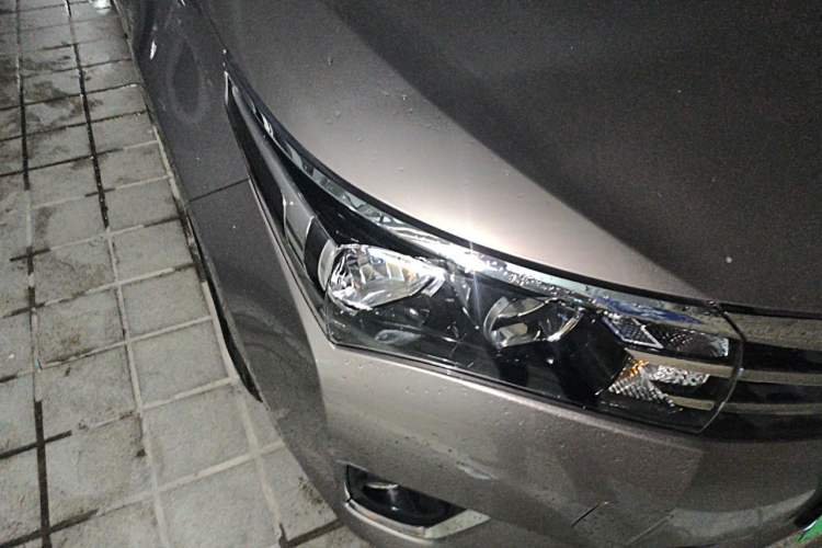 Used Toyota Corolla 2014 1.6L CVT GL Right Front Headlight