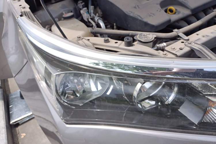 Used Toyota Corolla 2014 1.6L CVT GL Right Front Headlight