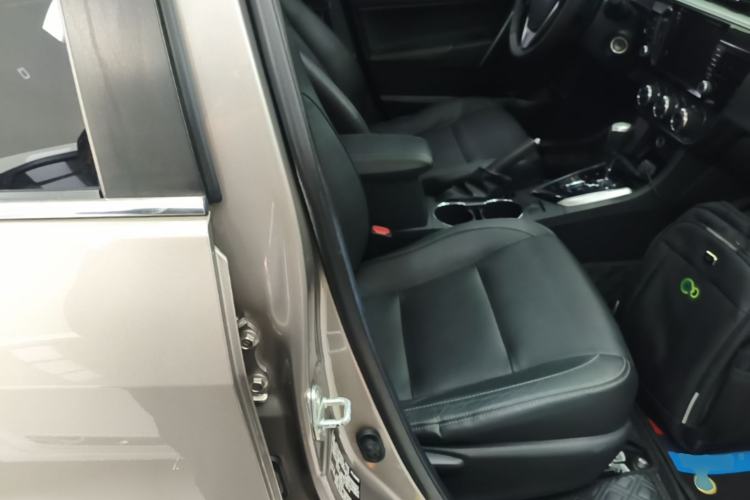 Used Toyota Corolla 2014 1.6L CVT GL-i Leather Edition Right Front Seat