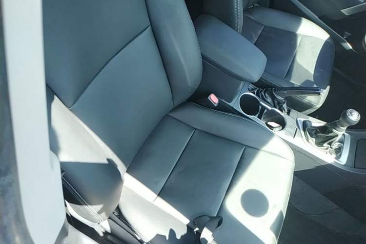 Used Toyota Corolla 2014 1.6L Manual GL Right Front Seat