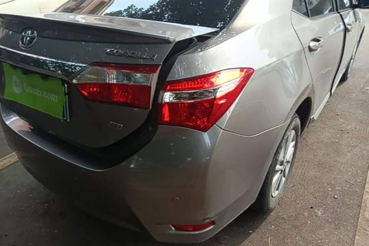 Used Toyota Corolla 2014 1.6L CVT GL-i Right Rear Taillight