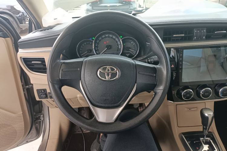 Used Toyota Corolla 2014 1.6L CVT GL Steering Wheel