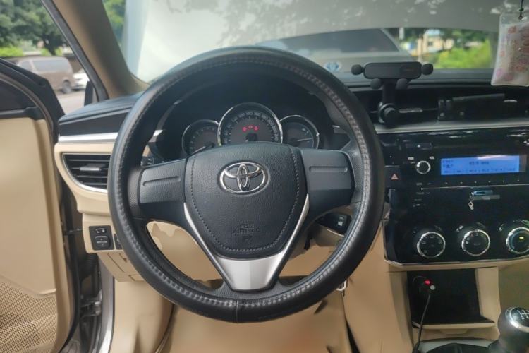 Used Toyota Corolla 2014 1.6L Manual GL Steering Wheel