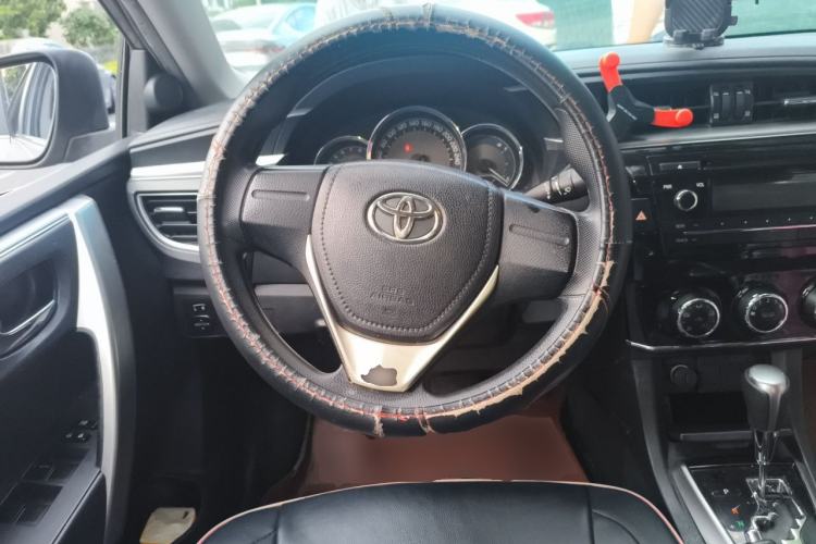 Used Toyota Corolla 2014 1.6L CVT GL Steering Wheel
