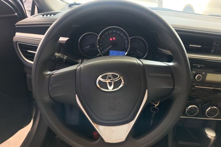 Used Toyota Corolla 2014 1.6L CVT GL Steering Wheel
