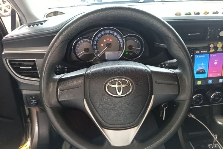 Used Toyota Corolla 2014 1.6L CVT GL Steering Wheel