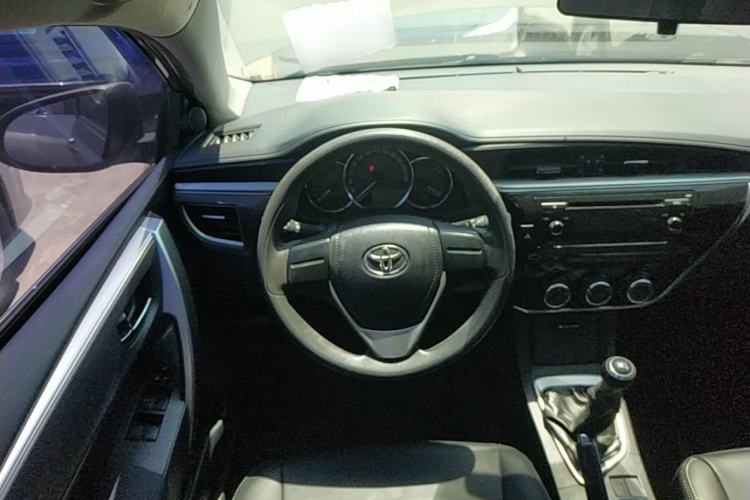 Used Toyota Corolla 2014 1.6L Manual GL Steering Wheel