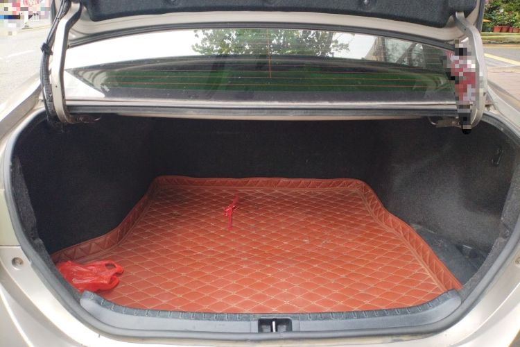 Used Toyota Corolla 2014 1.6L CVT GL-i Trunk