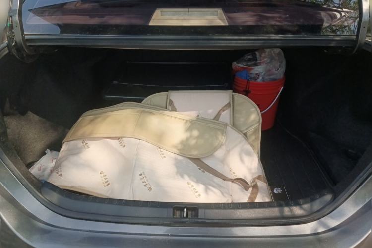 Used Toyota Corolla 2014 1.6L CVT GL Trunk