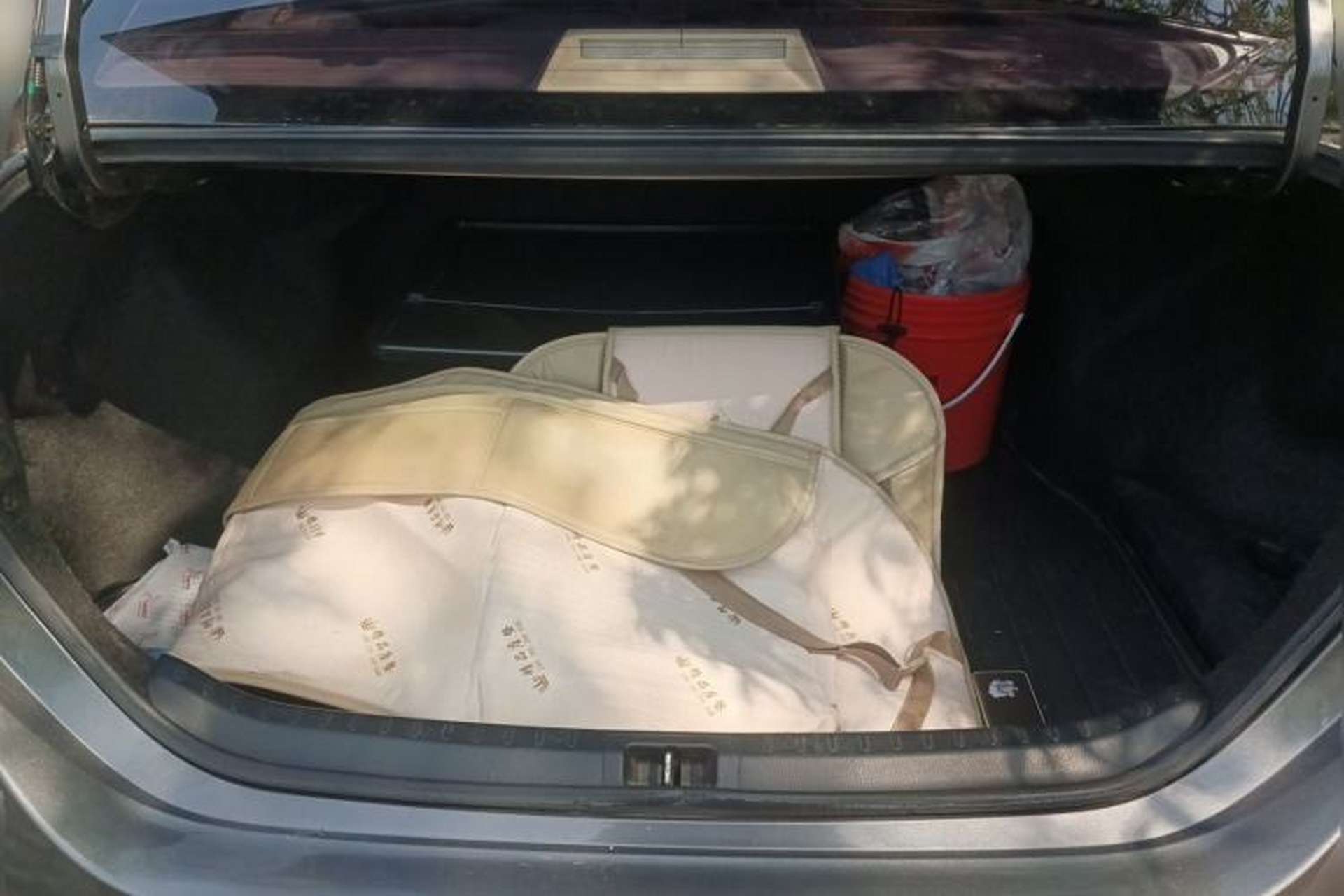 Used Toyota Corolla 2014 1.6L CVT GL Trunk