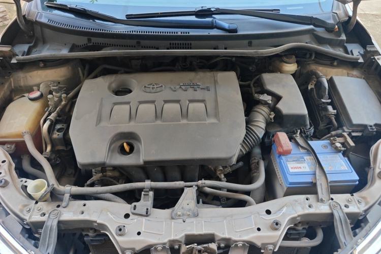 Used Toyota Corolla 2014 1.6L CVT GL-i Leather Edition Engine Bay