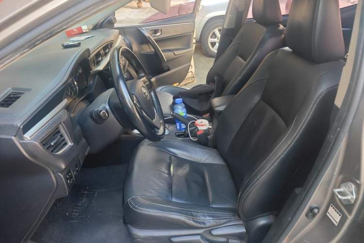 Used Toyota Corolla 2014 1.6L CVT GL-i Leather Edition Left Front Seat