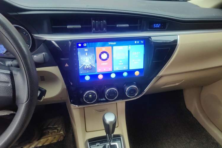 Used Toyota Corolla 2014 1.6L CVT GL-i Audio And AC Panel