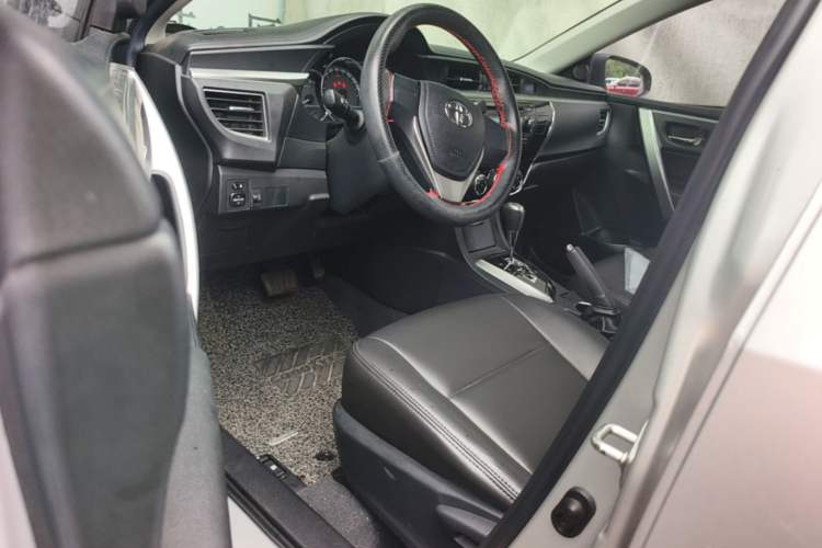 Used Toyota Corolla 2014 1.6L CVT GL Driver Seat