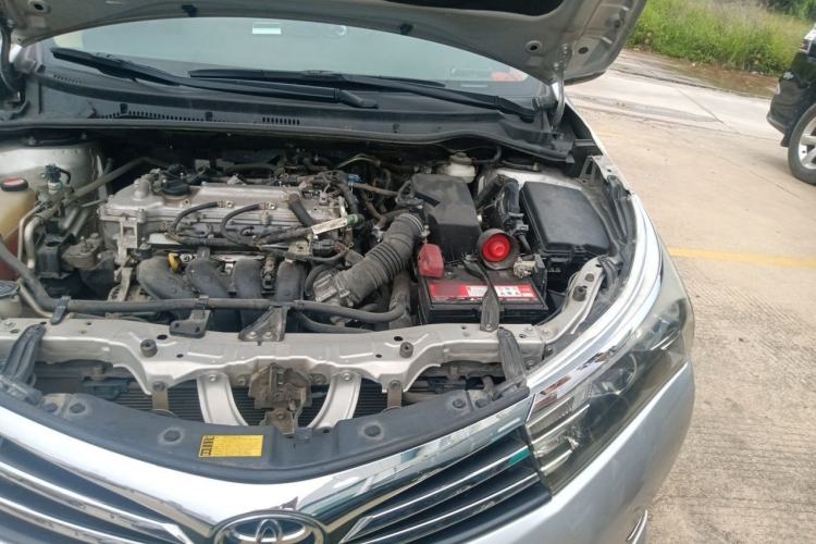 Used Toyota Corolla 2014 1.6L CVT GL Engine Bay Left
