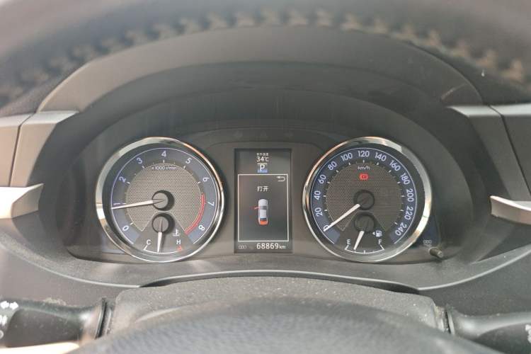 Used Toyota Corolla 2014 1.8L CVT GLX-i Instrument Cluster