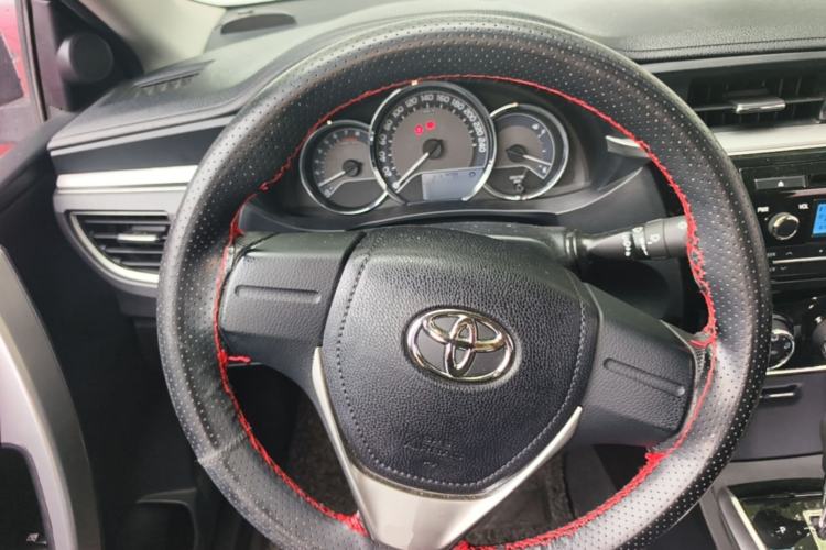 Used Toyota Corolla 2014 1.6L CVT GL Steering Wheel