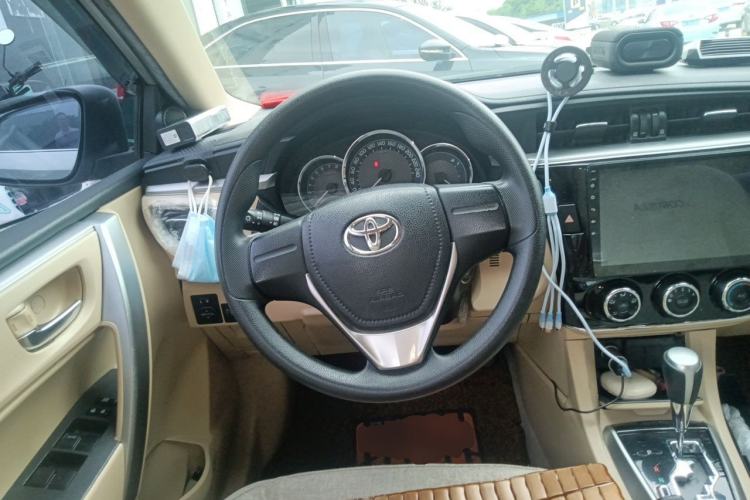 Used Toyota Corolla 2014 1.6L CVT GL Steering Wheel