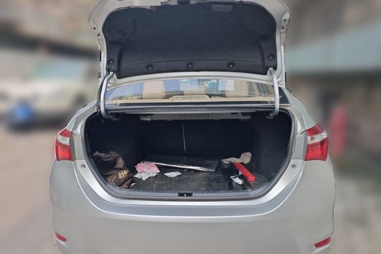 Used Toyota Corolla 2014 1.8L CVT GLX-i Trunk