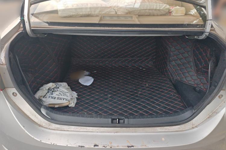 Used Toyota Corolla 2014 1.6L Manual GL Trunk