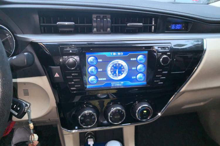Used Toyota Corolla 2014 1.6L CVT GL Audio And AC Panel