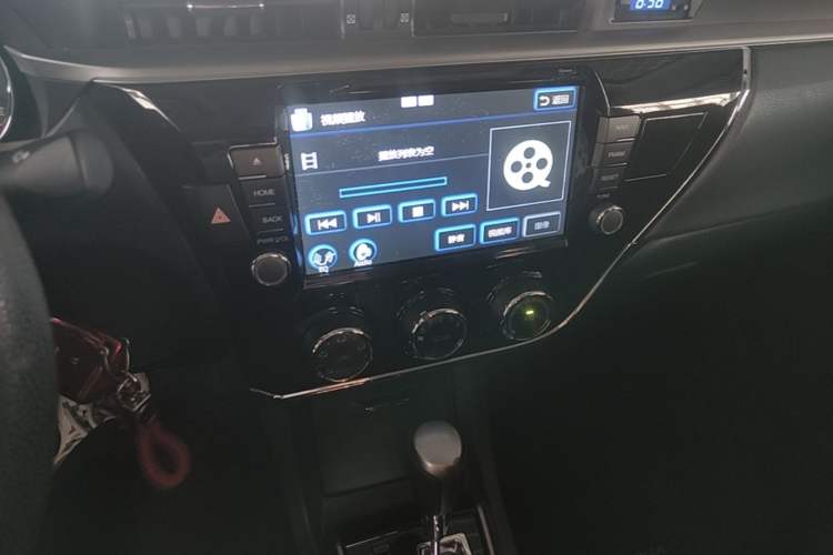 Used Toyota Corolla 2014 1.6L CVT GL Audio And AC Panel