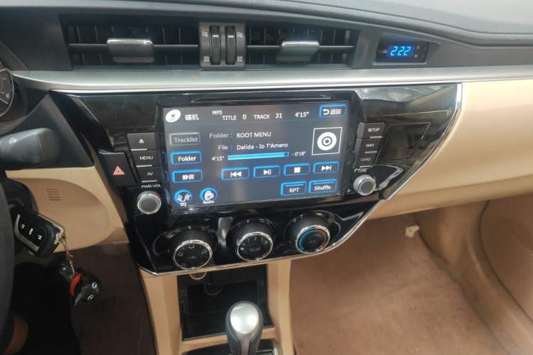 Used Toyota Corolla 2014 1.6L CVT GL Audio And AC Panel
