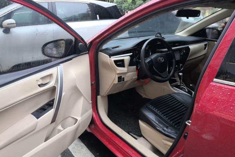 Used Toyota Corolla 2014 1.6L CVT GL Driver Seat