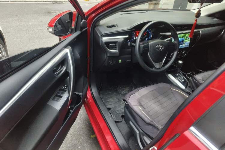 Used Toyota Corolla 2014 1.6L CVT GL-i Driver Seat