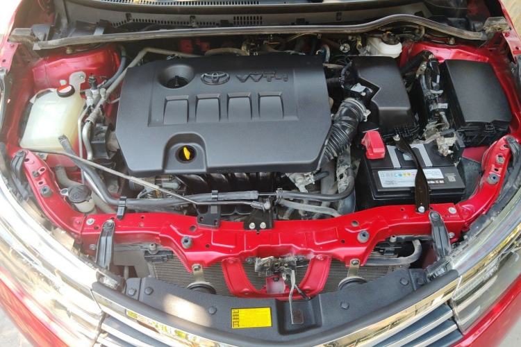 Used Toyota Corolla 2014 1.6L CVT GLX-i Engine Bay