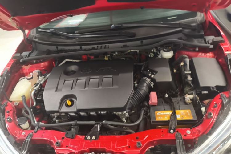 Used Toyota Corolla 2014 1.6L CVT GL-i Engine Bay