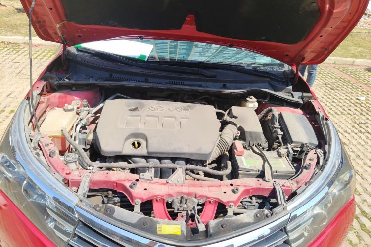 Used Toyota Corolla 2014 1.6L CVT GL-i Leather Edition Engine Bay
