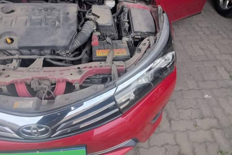 Used Toyota Corolla 2014 1.6L CVT GL-i Leather Edition Engine Bay Left