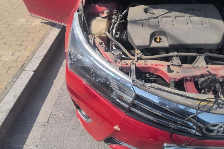 Used Toyota Corolla 2014 1.6L CVT GL-i Leather Edition Engine Bay Right