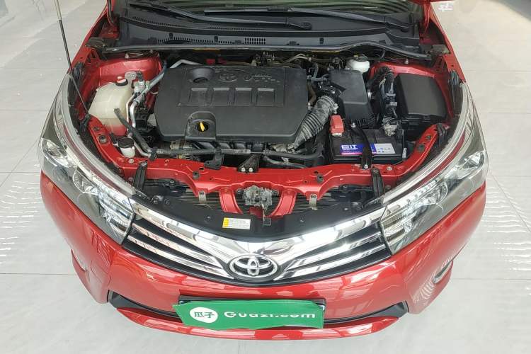 Used Toyota Corolla 2014 1.6L CVT GL Engine Bay