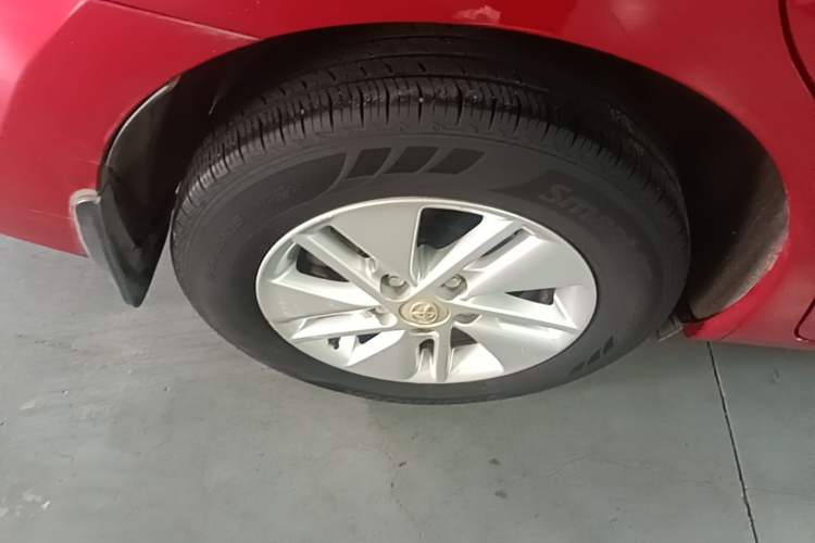 Used Toyota Corolla 2014 1.6L CVT GL Exterior 5