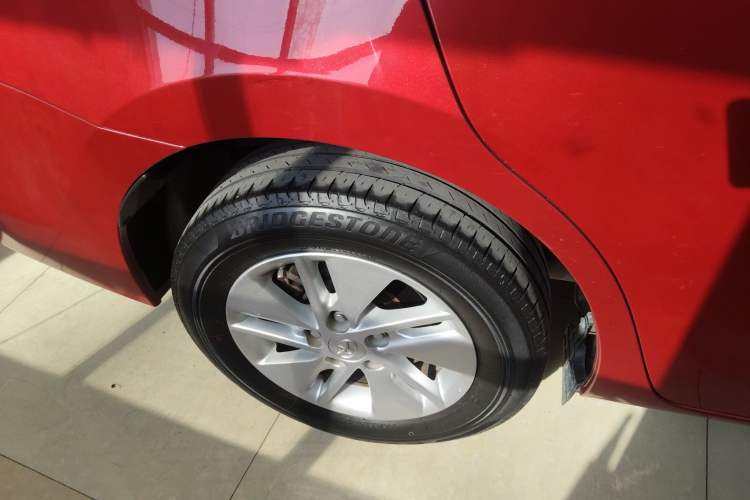Used Toyota Corolla 2014 1.6L CVT GL Exterior 8