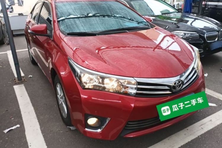 Used Toyota Corolla 2014 1.6L CVT GL-i Front Right 45 Deg