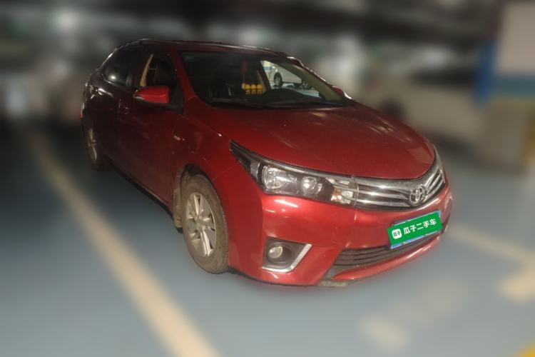 Used Toyota Corolla 2014 1.6L CVT GL Front Right 45 Deg