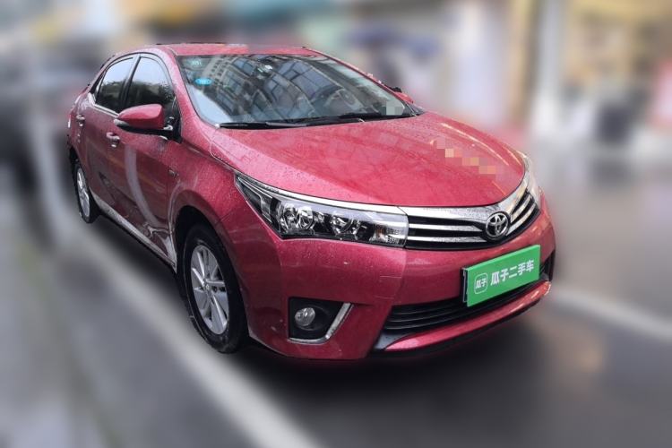 Used Toyota Corolla 2014 1.6L CVT GL Front Right 45 Deg