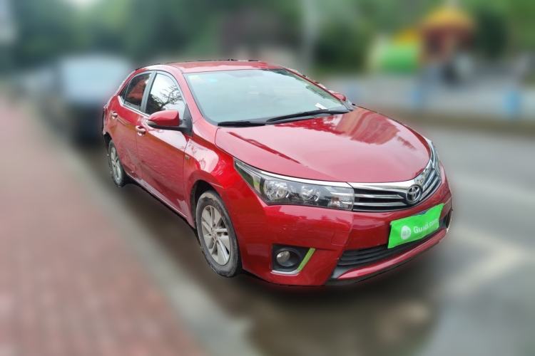 Used Toyota Corolla 2014 1.6L CVT GL Front Right 45 Deg